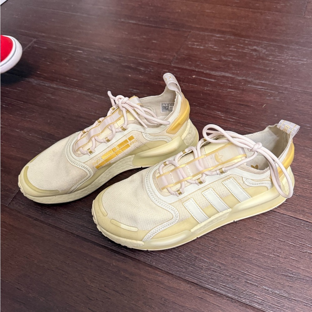 Adidas Beige and Yellow Sneakers
